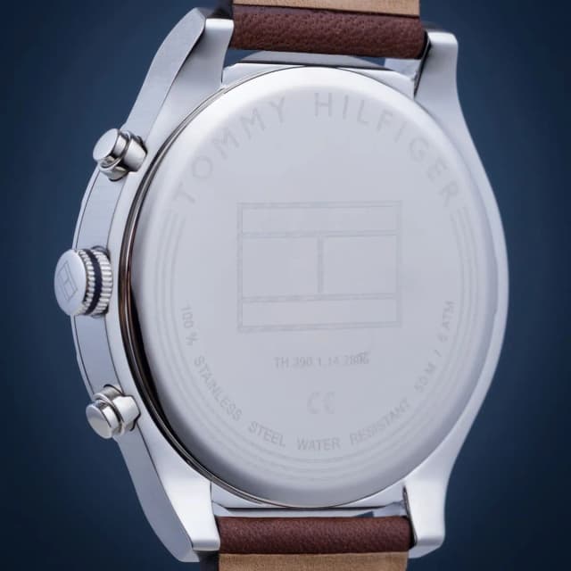 Back of the watch with engraved model number and logo
