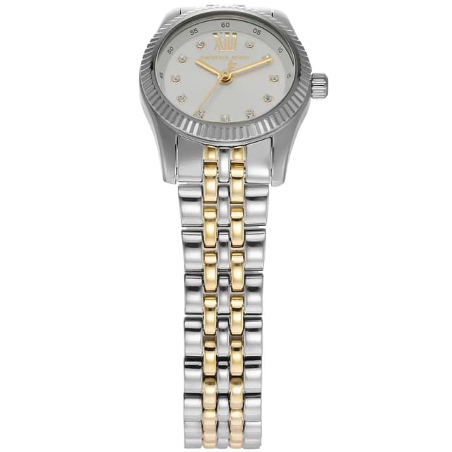 Close-up of the two-tone metal bracelet – MK4740